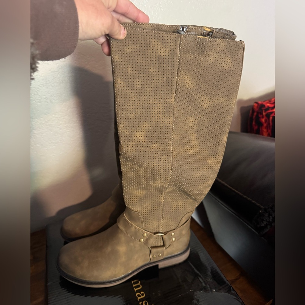 Pierre Dumas Barcelona Taupe Knee-High Boots